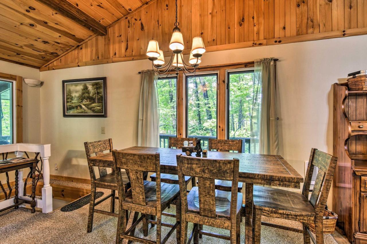 Robbinsville Cabin With Deck 3 Mi To Fontana Lake! エクステリア 写真