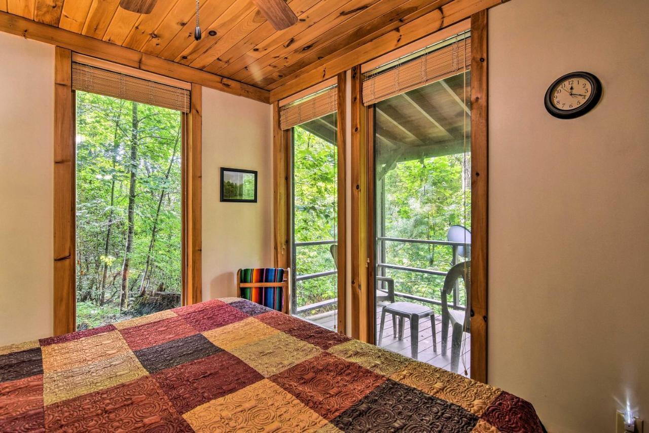 Robbinsville Cabin With Deck 3 Mi To Fontana Lake! エクステリア 写真
